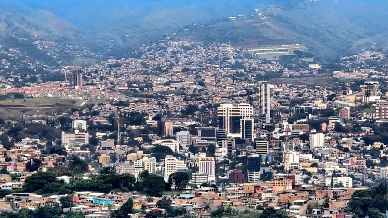 ¿Calor o lluvias? Esto pronostica Cenaos para este lunes en Honduras Imagen de ¿Calor o lluvias? Esto pronostica Cenaos para este lunes en Honduras
