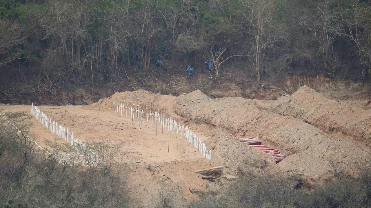 Venezuela: Cientos de víctimas no identificadas son enterradas en fosas comunes Imagen de Venezuela: Cientos de víctimas no identificadas son enterradas en fosas comunes