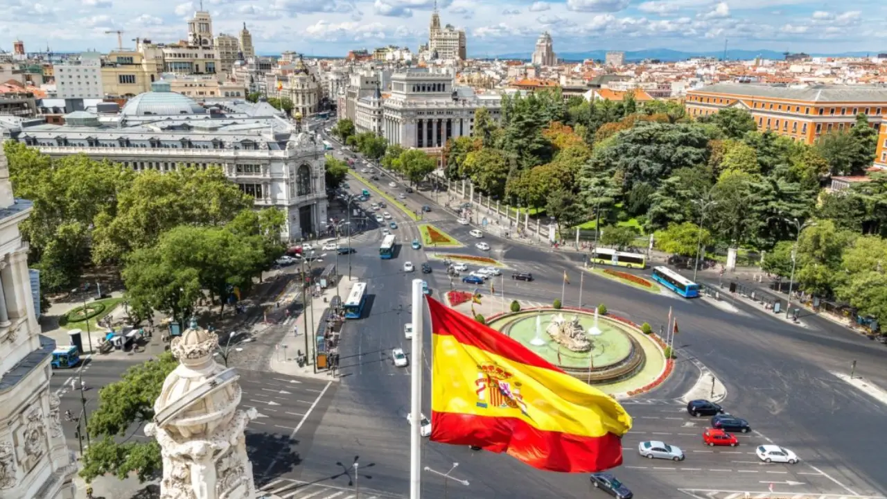 Descubra cómo obtener una beca para estudiar una maestría en España Imagen de Descubra cómo obtener una beca para estudiar una maestría en España