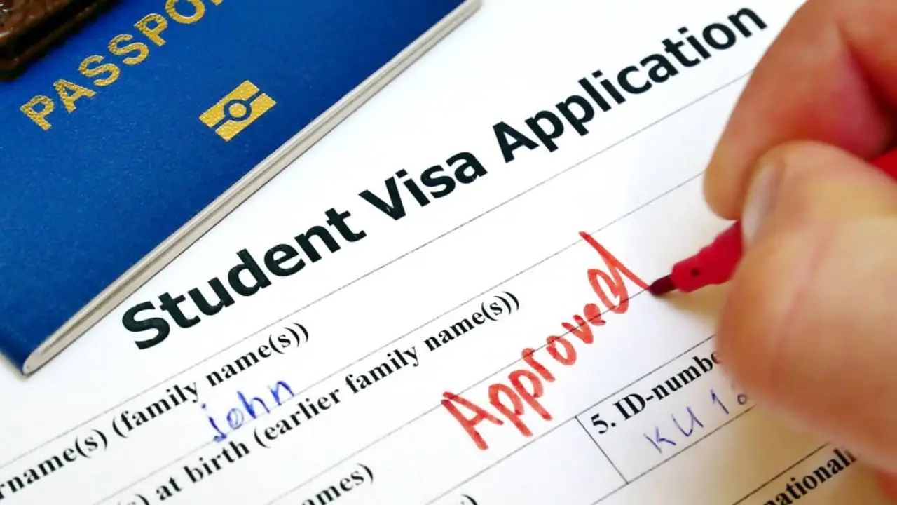 Estados Unidos anuncia cambios en visas de estudiante: así afectan a hondureños Imagen de Estados Unidos anuncia cambios en visas de estudiante: así afectan a hondureños