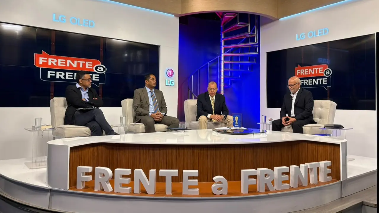 Expertos debaten impacto internacional y validez jurídica del juicio político Imagen de Expertos debaten impacto internacional y validez jurídica del juicio político