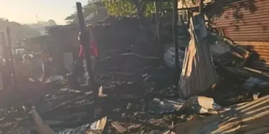 Imagen de Seis familiares, incluida una bebé de seis meses, mueren en voraz incendio en SPS