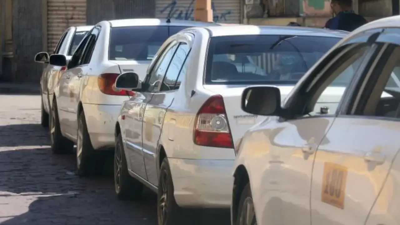 IHTT: en la mira rebaja a la tarifa del taxi si combustibles siguen bajando Imagen de IHTT: en la mira rebaja a la tarifa del taxi si combustibles siguen bajando