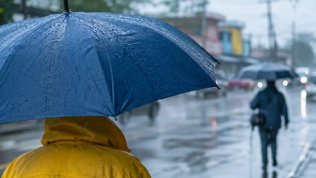 Vaguada y onda tropical marcan un fin de semana con lluvias en Honduras Imagen de Vaguada y onda tropical marcan un fin de semana con lluvias en Honduras