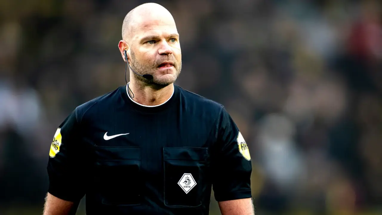 Muere Rob Dieperink, árbitro excluido del Mundial 2026 por denuncia de abuso Imagen de Muere Rob Dieperink, árbitro excluido del Mundial 2026 por denuncia de abuso