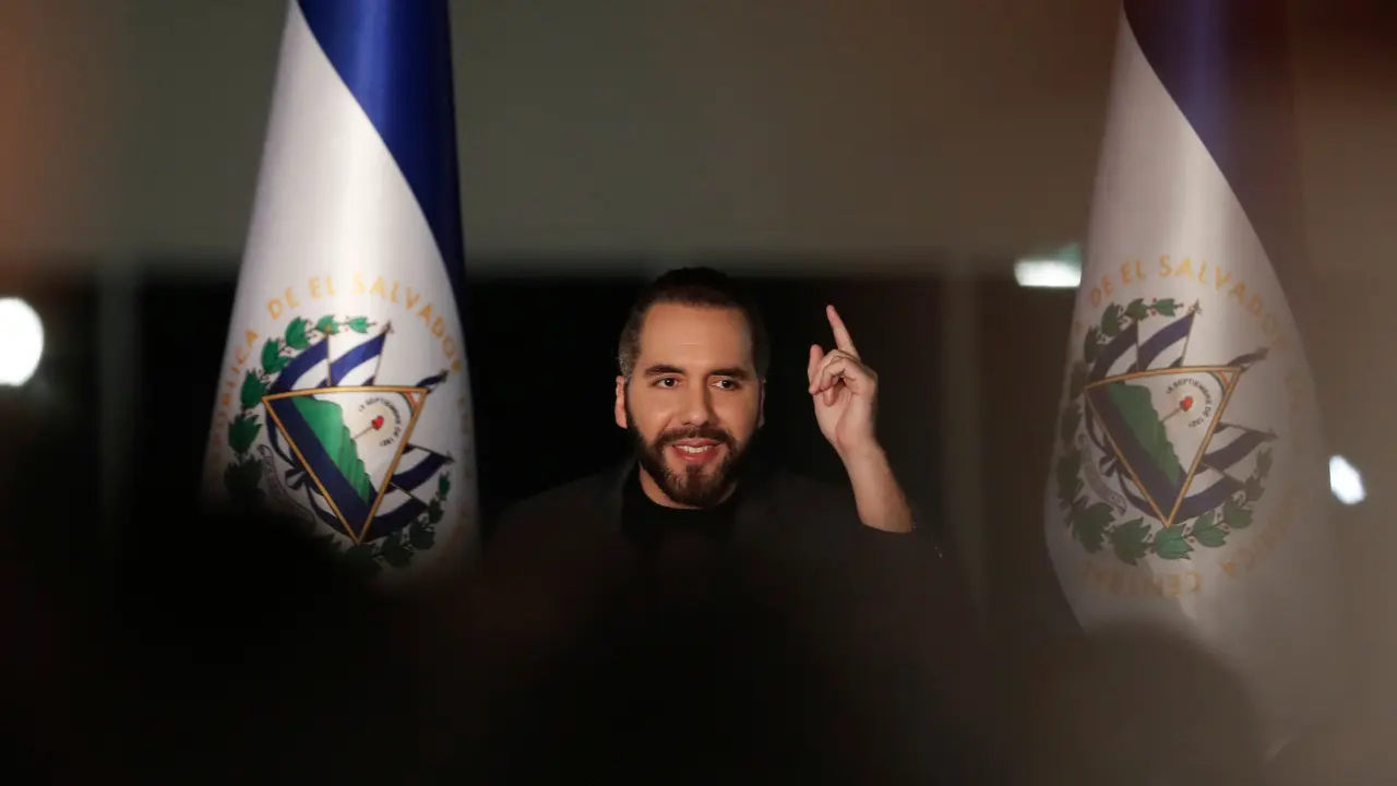 Nayib Bukele, que busca tercer mandato, defiende reelección indefinida en El Salvador Imagen de Nayib Bukele, que busca tercer mandato, defiende reelección indefinida en El Salvador