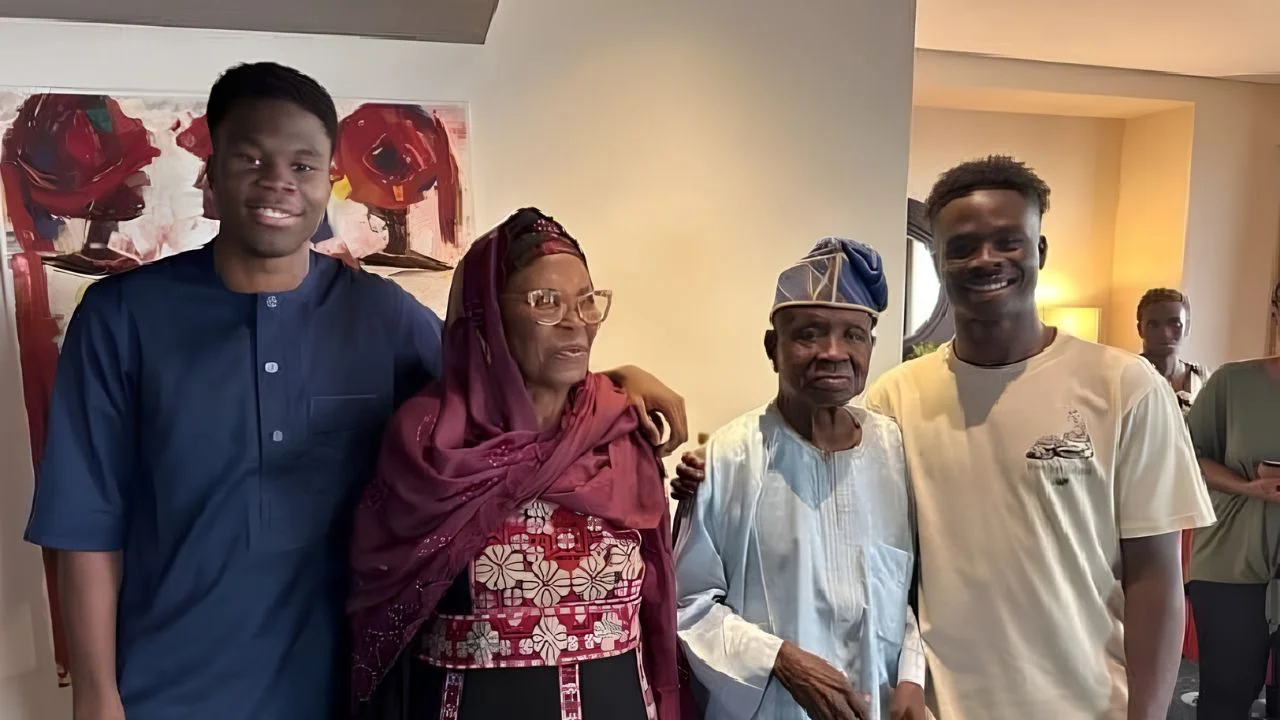 Padres de Bukayo Saka y su origen: ¿Quiénes son Yomi Saka y Adenike Saka? Imagen de Padres de Bukayo Saka y su origen: ¿Quiénes son Yomi Saka y Adenike Saka?