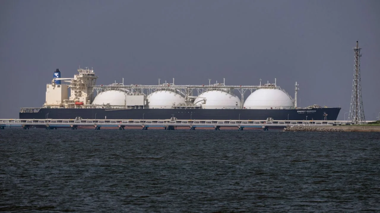 Imagen de Petróleo se desploma: precios caen ante calma entre Estados Unidos e Irán