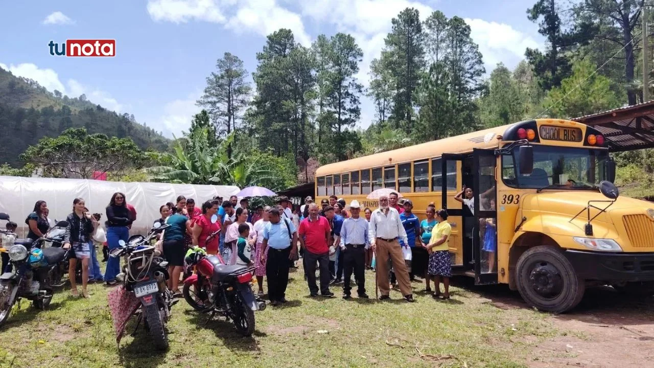 Pobladores de El Coyol, Guayape, claman por permiso de ruta de transporte Imagen de Pobladores de El Coyol, Guayape, claman por permiso de ruta de transporte