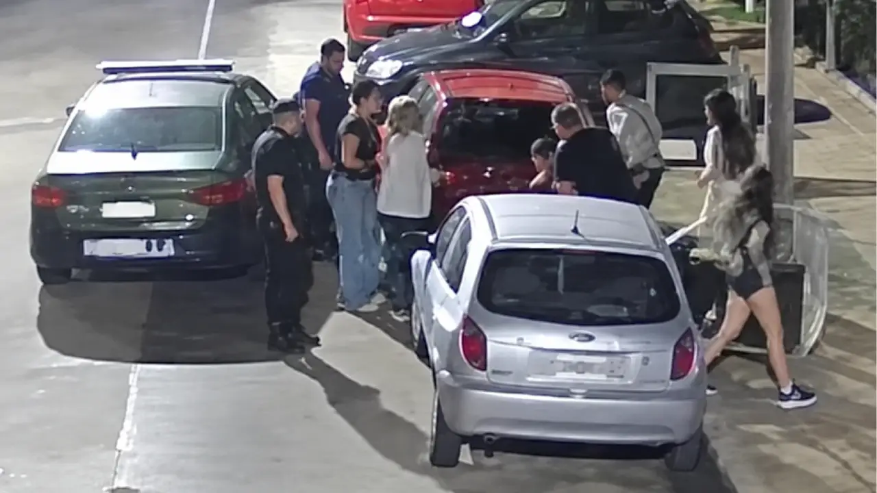 'Fuiste nuestro ángel': policía salva a bebé de un año que no podía respirar Imagen de 'Fuiste nuestro ángel': policía salva a bebé de un año que no podía respirar
