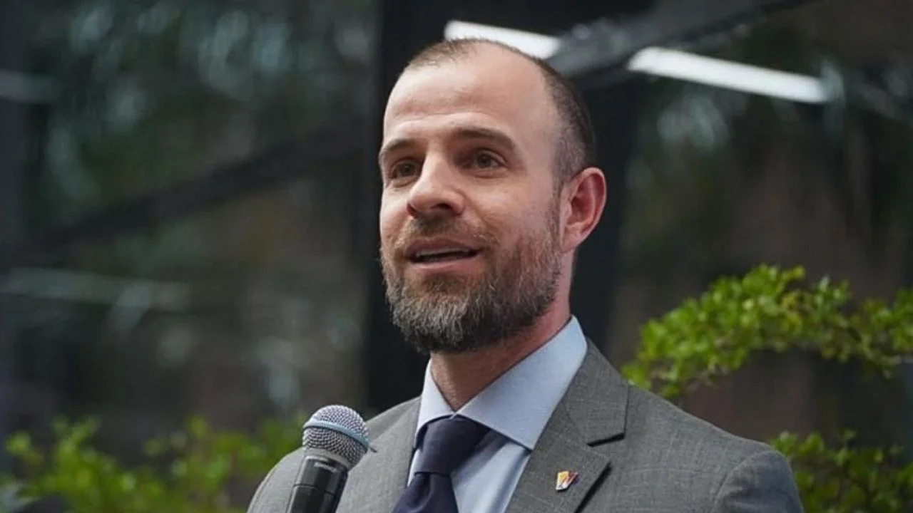 Imagen de ¿Quién es Román Maniglia?: Wikipedia, biografía y familia del economista