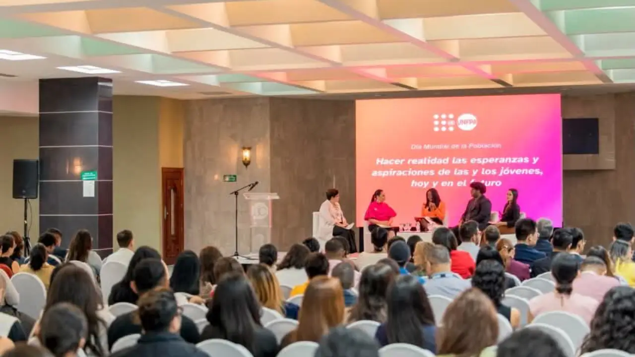 Imagen de UNFPA alerta que pobreza frena potencial de más de 3.3 millones de jóvenes hondureños