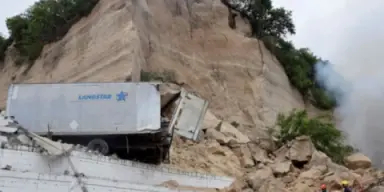 Imagen de Zona de riesgo: AMDC revela detalles del derrumbe en el Anillo Periférico