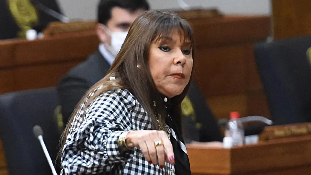 Celeste Amarilla