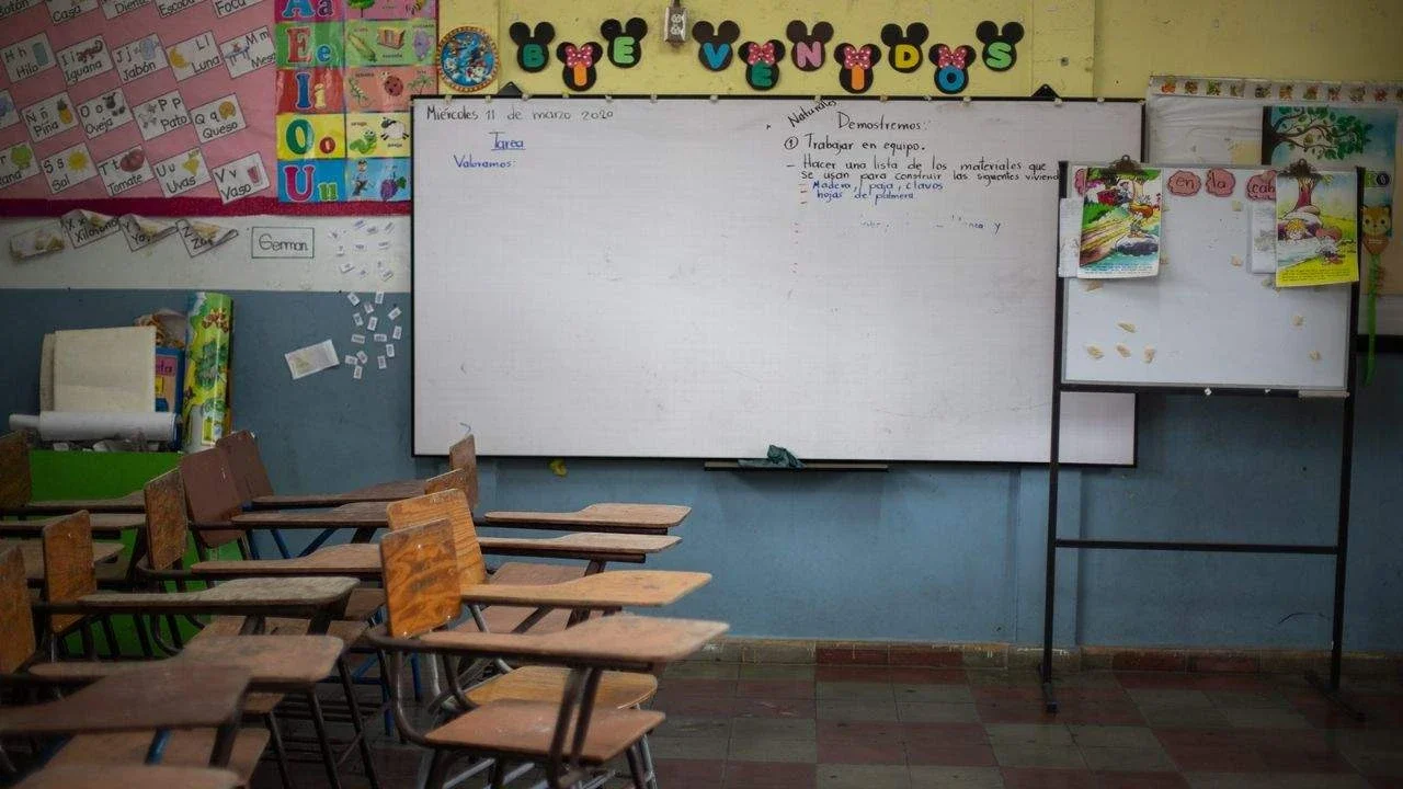 Foto de una aula de clases 