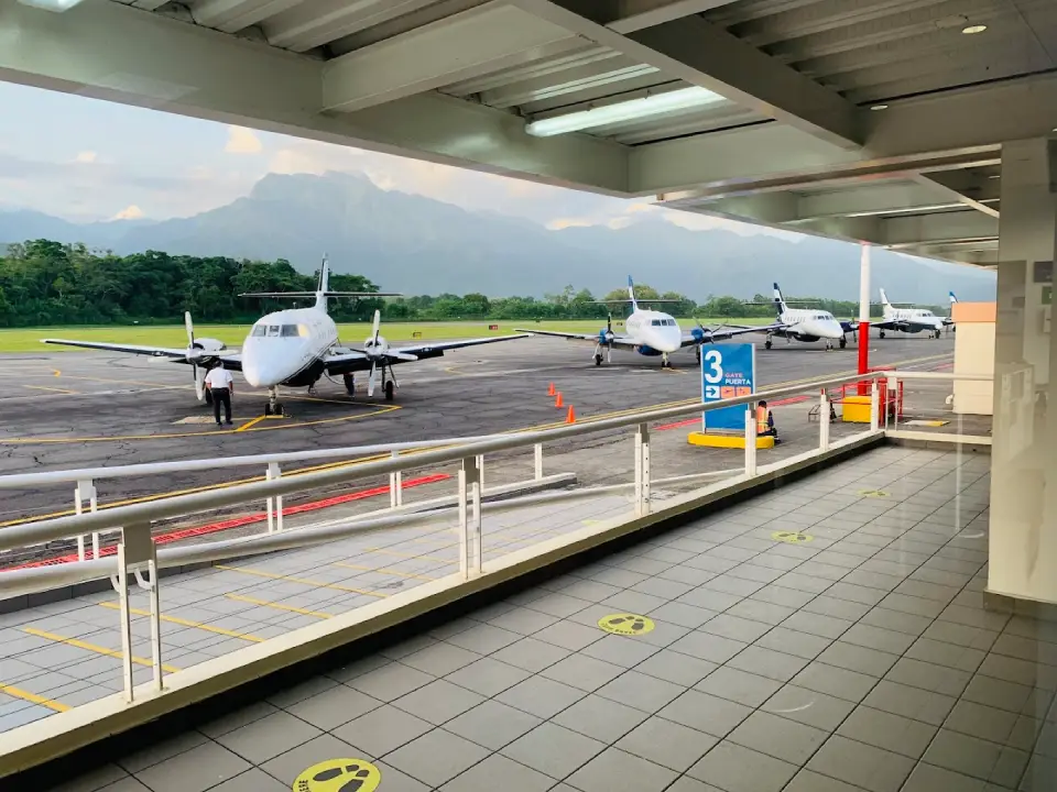 Aeropuerto Guillermo Anderson