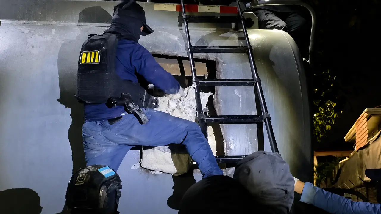 Decomiso de cocaína en cisterna