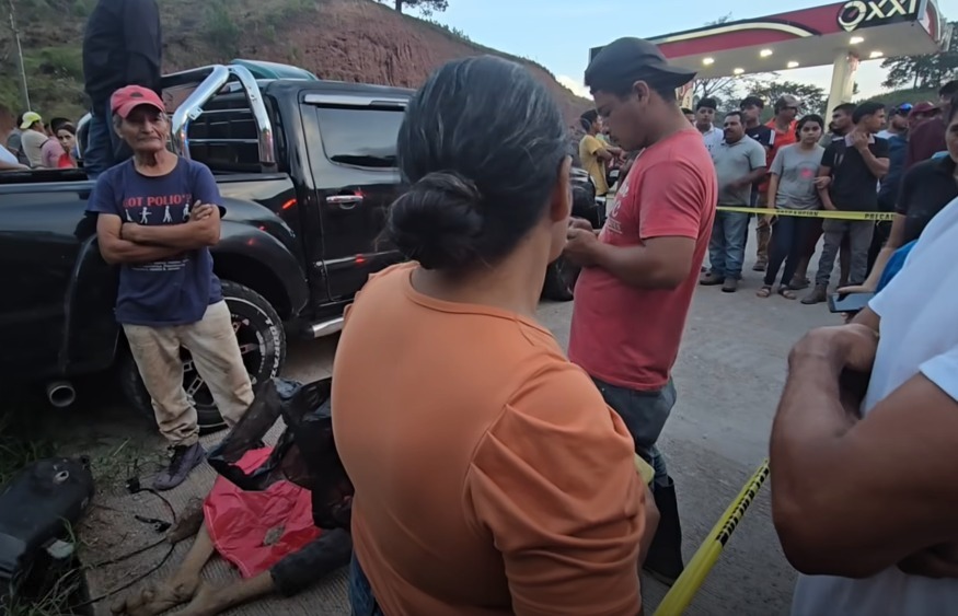 madre del menor que muere en accidente en Copán