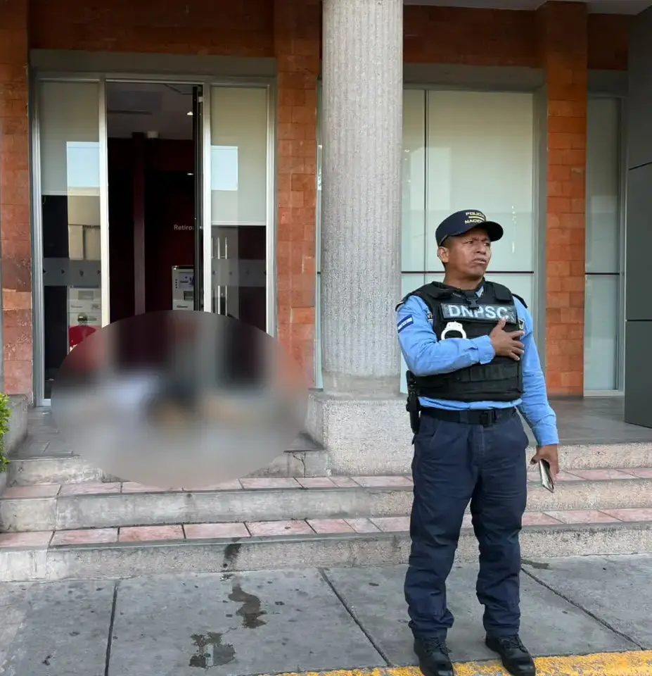 Hombre murió frente a cajero en bulevar Morazán