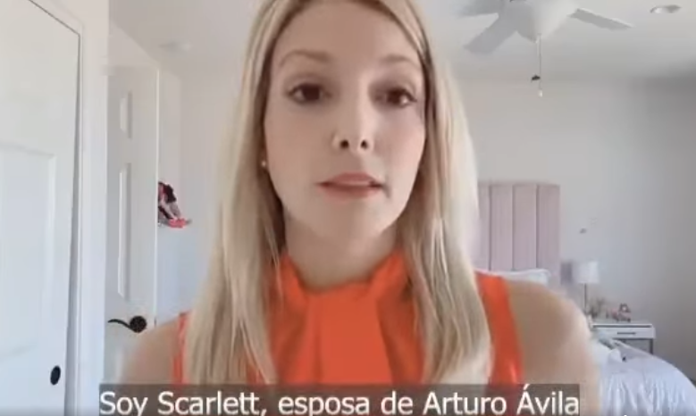 Arturo Ávila esposa