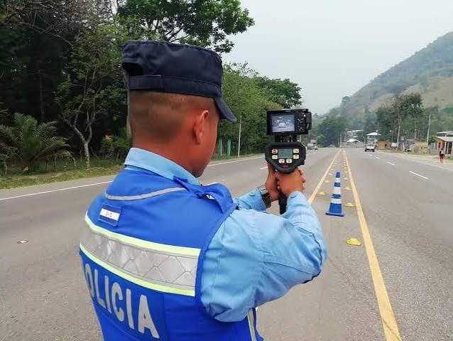 policía transito