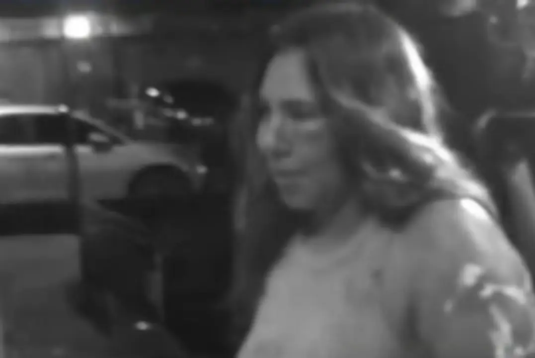Mujer es quemada por delincuente