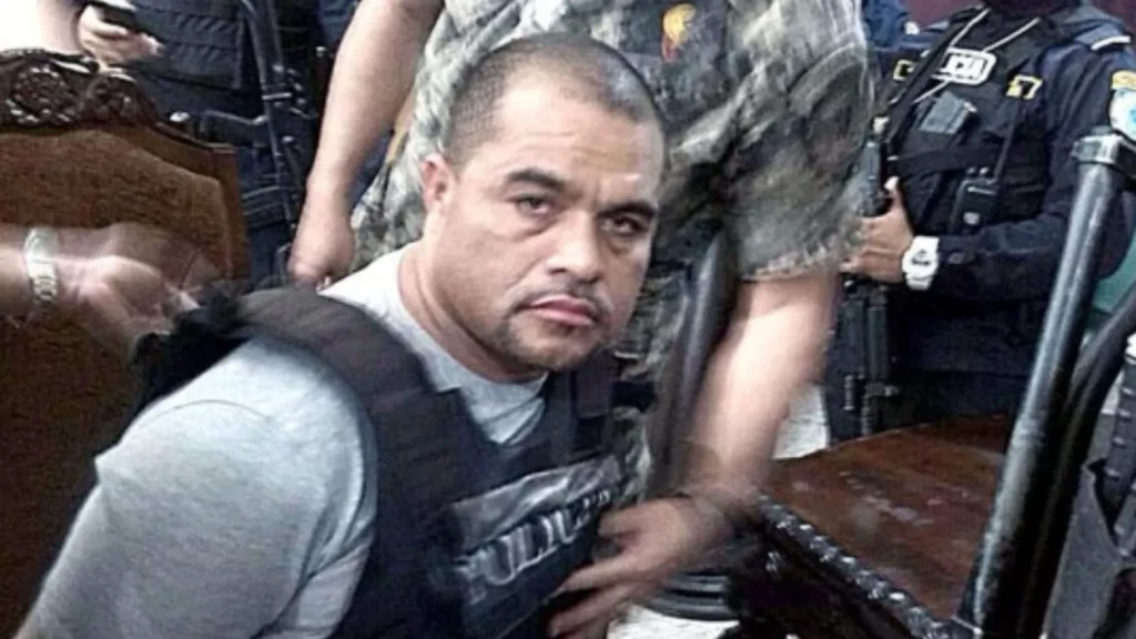 Negro Lobo