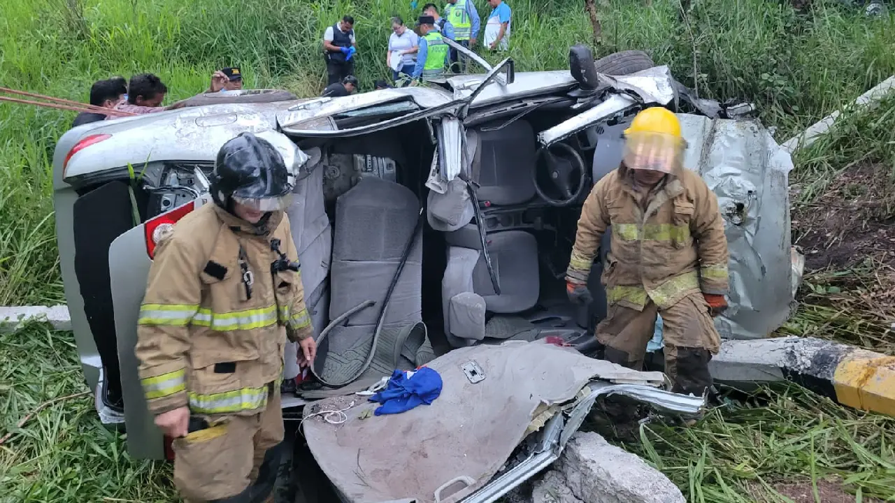 Tres personas mueren tras volcamiento de vehículo en Ceguaca, Santa Bárbara Imagen de Tres personas mueren tras volcamiento de vehículo en Ceguaca, Santa Bárbara