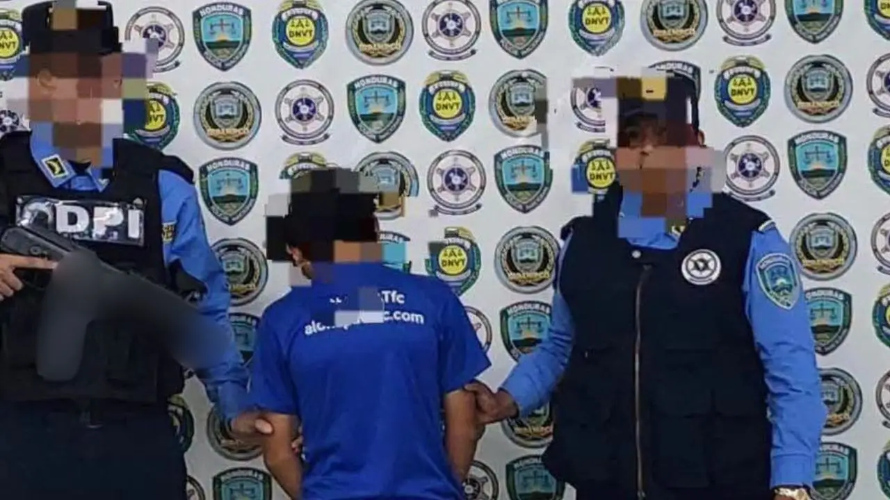 Adolescente de 14 años es detenido tras abusar de niño de 5 años en La Paz Imagen de Adolescente de 14 años es detenido tras abusar de niño de 5 años en La Paz