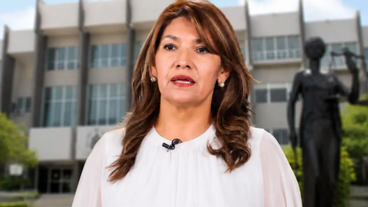 Exministra de Salud se reporta enferma y pide reprogramar audiencia Imagen de Exministra de Salud se reporta enferma y pide reprogramar audiencia