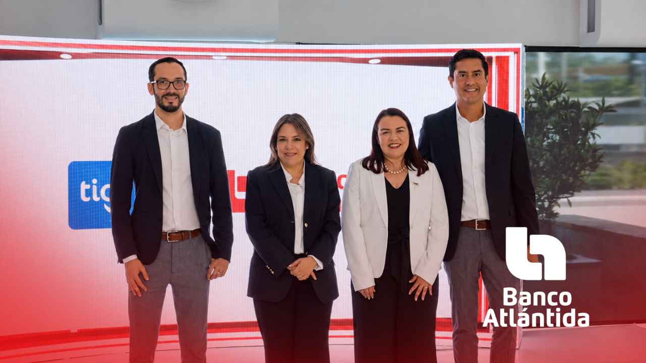 Banco Atlántida y Tigo se unen para que sus clientes utilicen la App Atlántida sin consumir datos móviles Imagen de Banco Atlántida y Tigo se unen para que sus clientes utilicen la App Atlántida sin consumir datos móviles