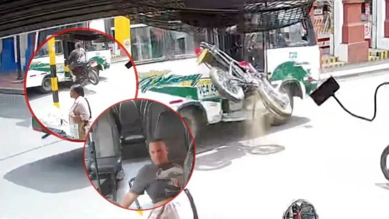 Imagen de 'Aquí estoy': Motociclista sale proyectado dentro de bus tras choque