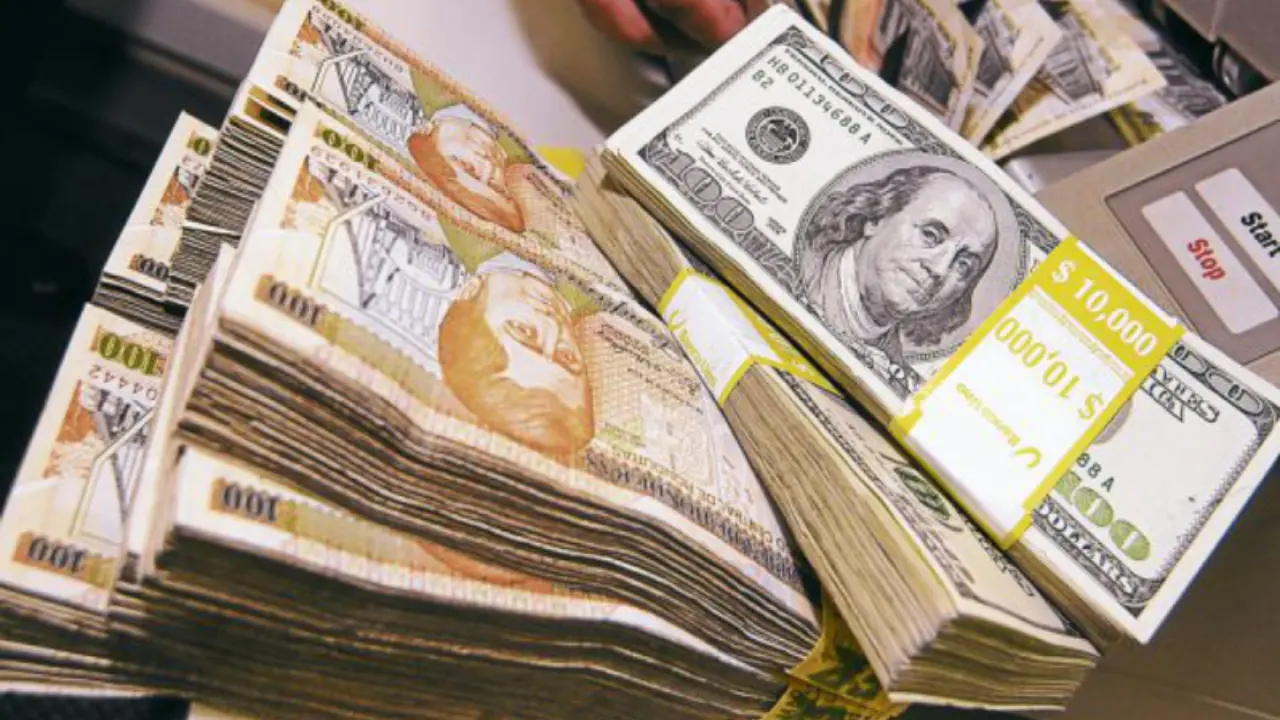 Devaluación acelerada: experto augura que el lempira llegará pronto a 27 por dólar Imagen de Devaluación acelerada: experto augura que el lempira llegará pronto a 27 por dólar