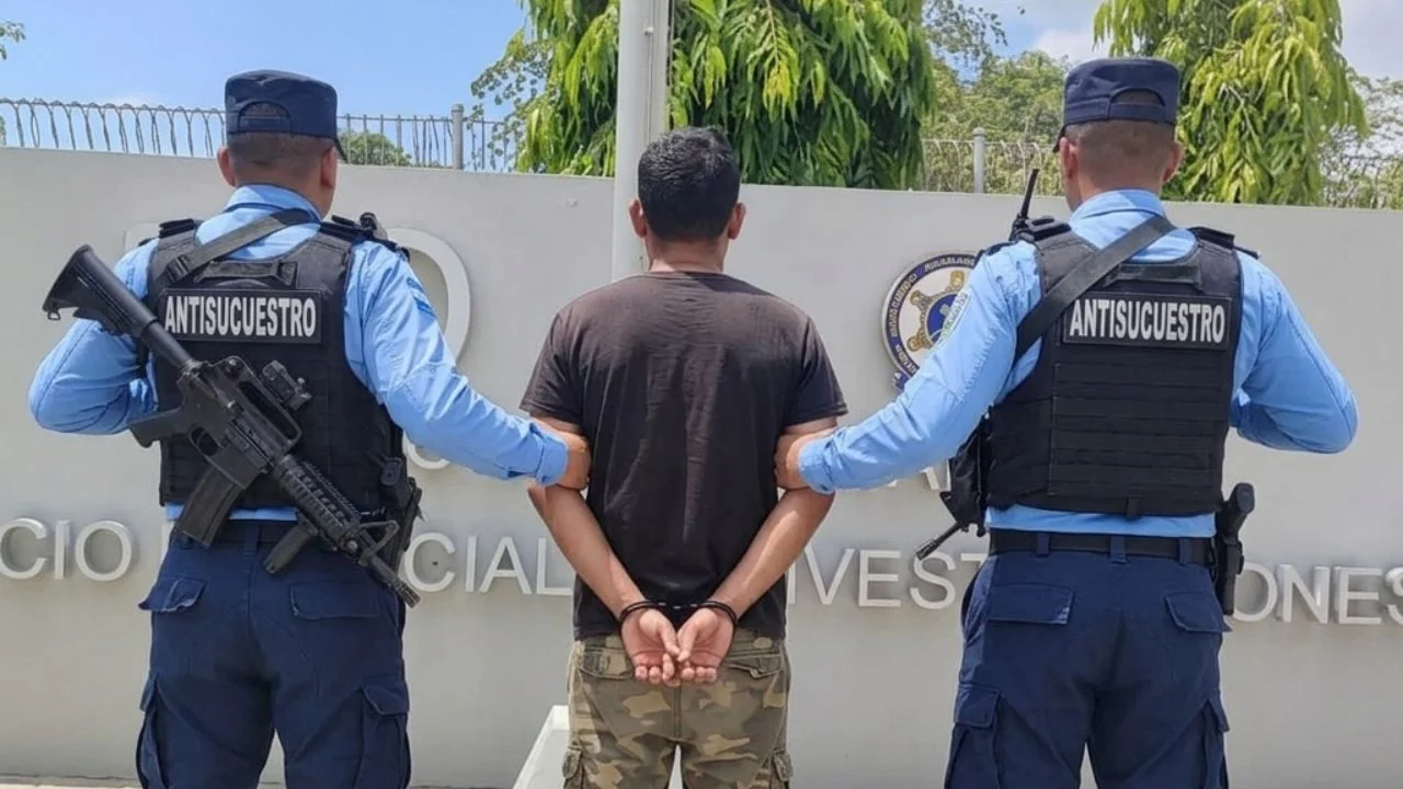 ¿Quién es 'Peludo', presunto miembro del 'Cártel del Diablo' capturado en Yoro? Imagen de ¿Quién es 'Peludo', presunto miembro del 'Cártel del Diablo' capturado en Yoro?