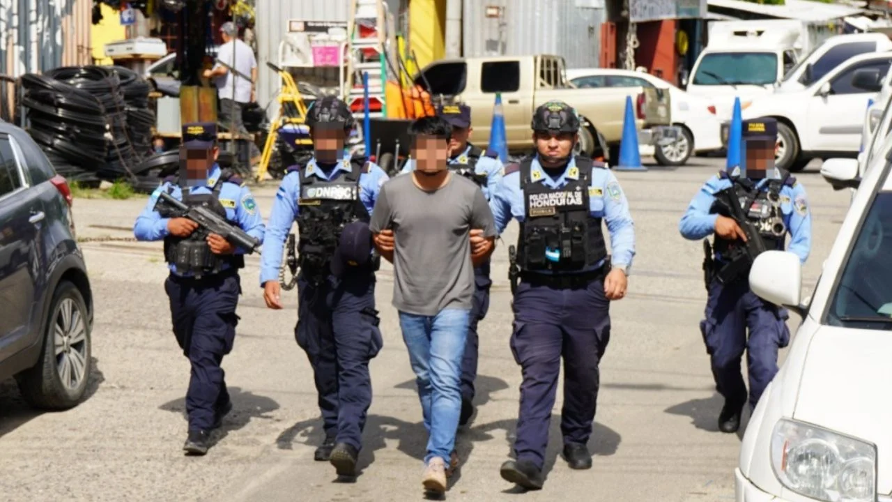 Policía captura a sospechoso del crimen contra Samira Galdámez Imagen de Policía captura a sospechoso del crimen contra Samira Galdámez