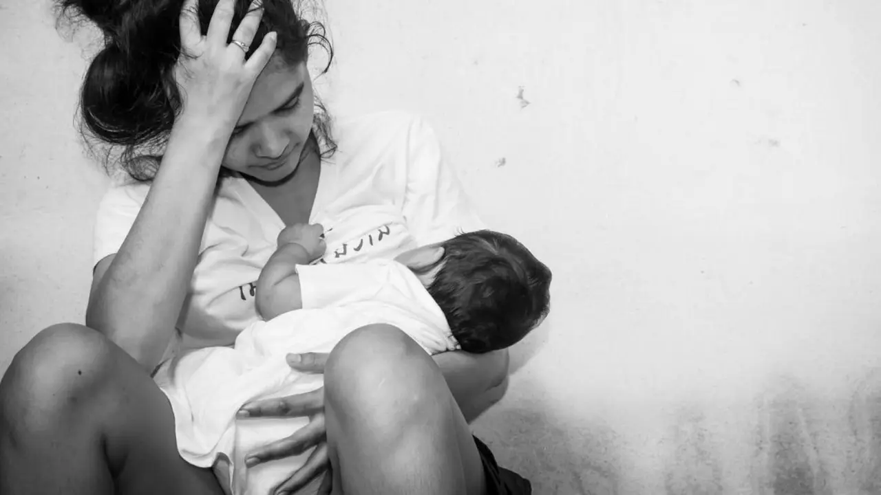 Depresión posparto: qué es, cuáles son sus síntomas y cómo identificarla Imagen de Depresión posparto: qué es, cuáles son sus síntomas y cómo identificarla