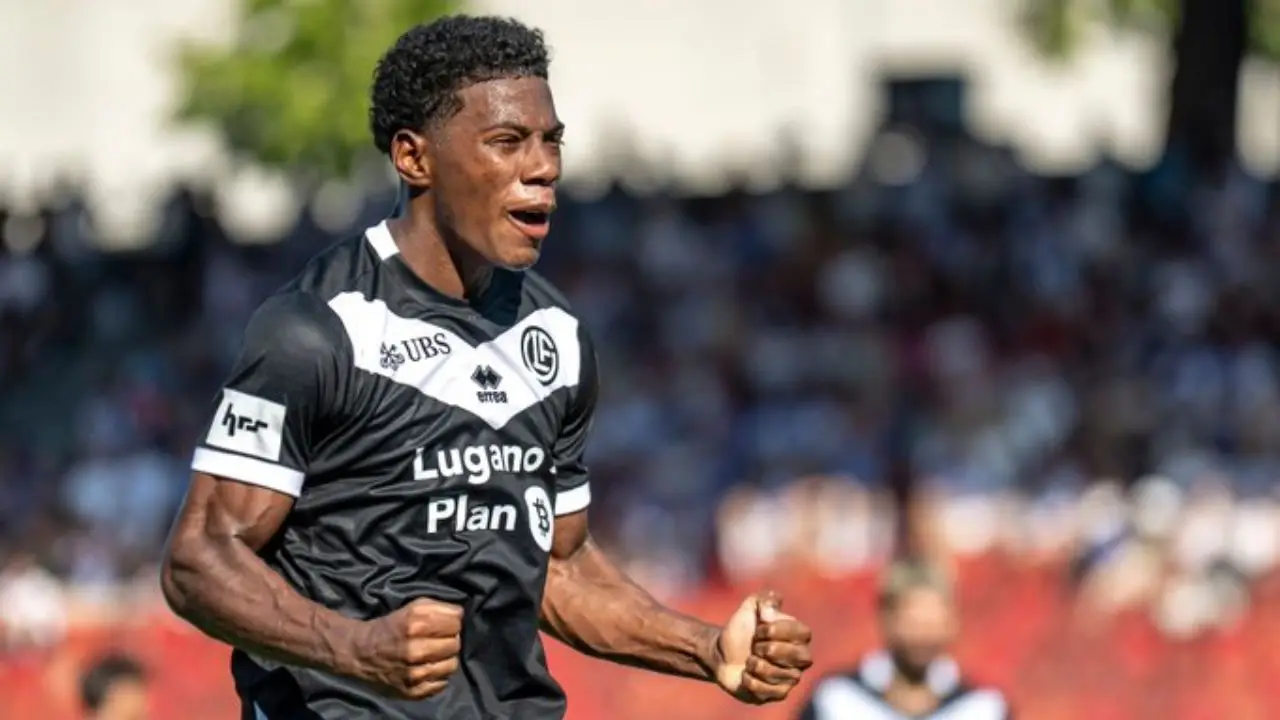 Golazo de Dereck Moncada sella el pase del Lugano a la Conference League Imagen de Golazo de Dereck Moncada sella el pase del Lugano a la Conference League