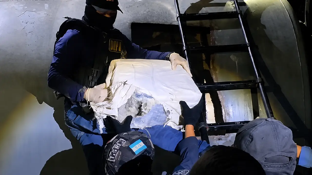Incautan más de 1,000 kilos de cocaína en el norte y oriente de Honduras Imagen de Incautan más de 1,000 kilos de cocaína en el norte y oriente de Honduras