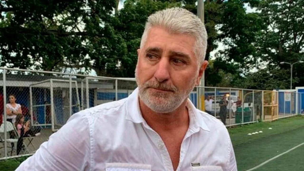 ¿Esposa e hijos de Alejandro Larrea? Esto se sabe de su vida y causa de muerte Imagen de ¿Esposa e hijos de Alejandro Larrea? Esto se sabe de su vida y causa de muerte
