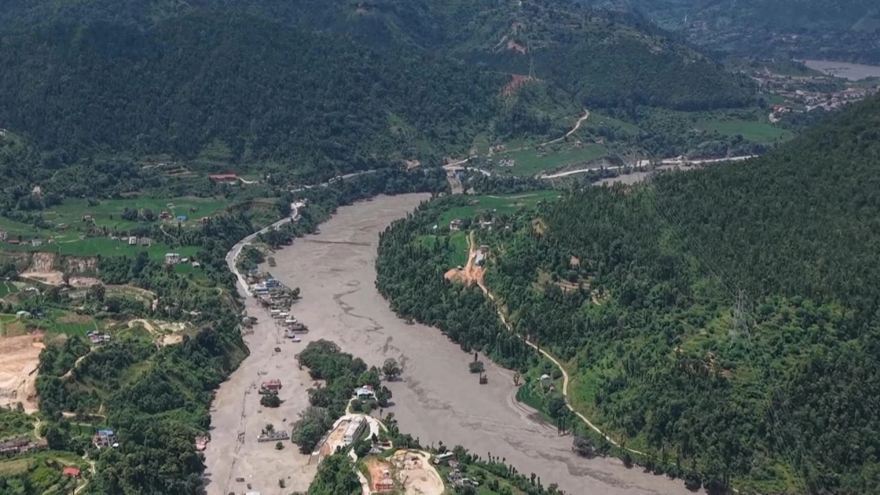 Nepal eleva a 669 los muertos por riada; casi 3,000 siguen desaparecidos Imagen de Nepal eleva a 669 los muertos por riada; casi 3,000 siguen desaparecidos
