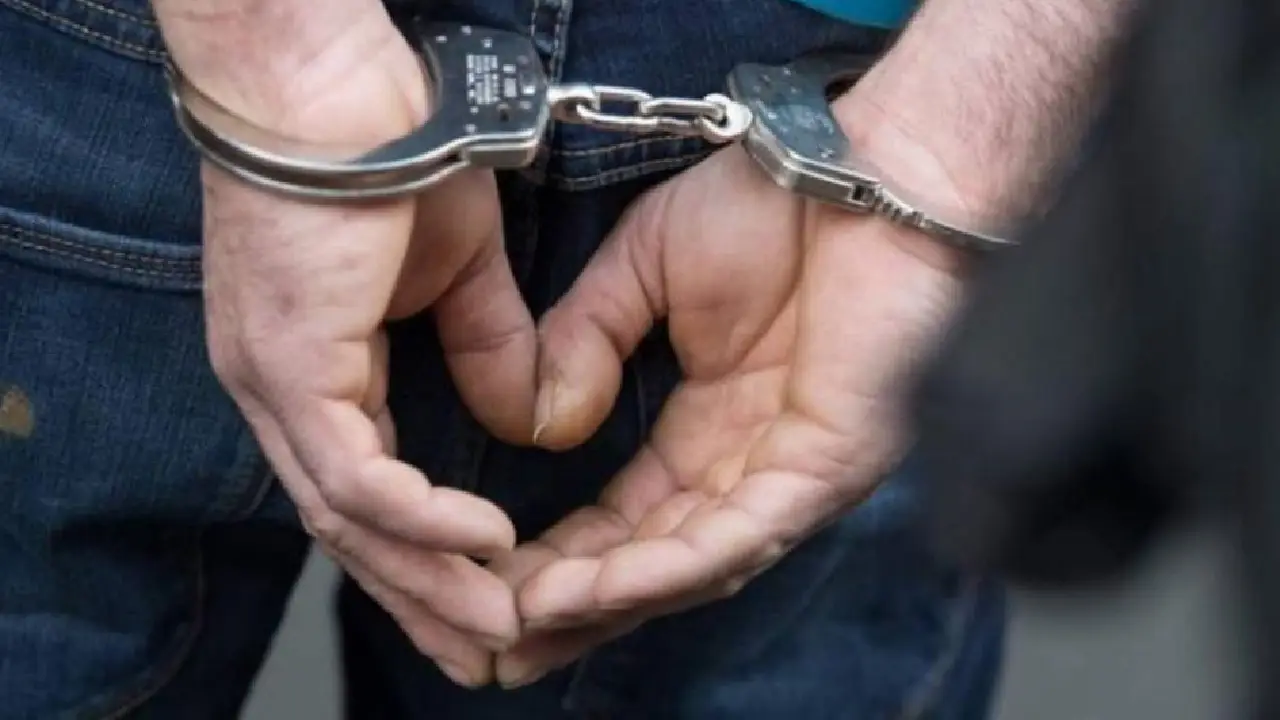 'Lo denunció': hondureña encuentra a su hija menor teniendo intimidad con hombre Imagen de 'Lo denunció': hondureña encuentra a su hija menor teniendo intimidad con hombre