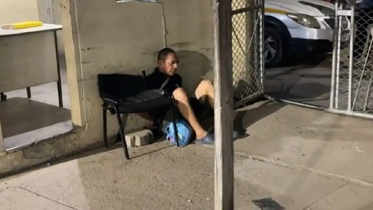 Amarran y golpean a hombre por tocar a menor en hospital de El Progreso Imagen de Amarran y golpean a hombre por tocar a menor en hospital de El Progreso