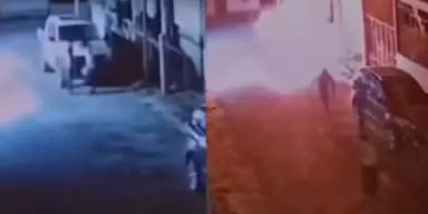 Imagen de Hombres rocían de gasolina e incendian patrulla policial en Intibucá