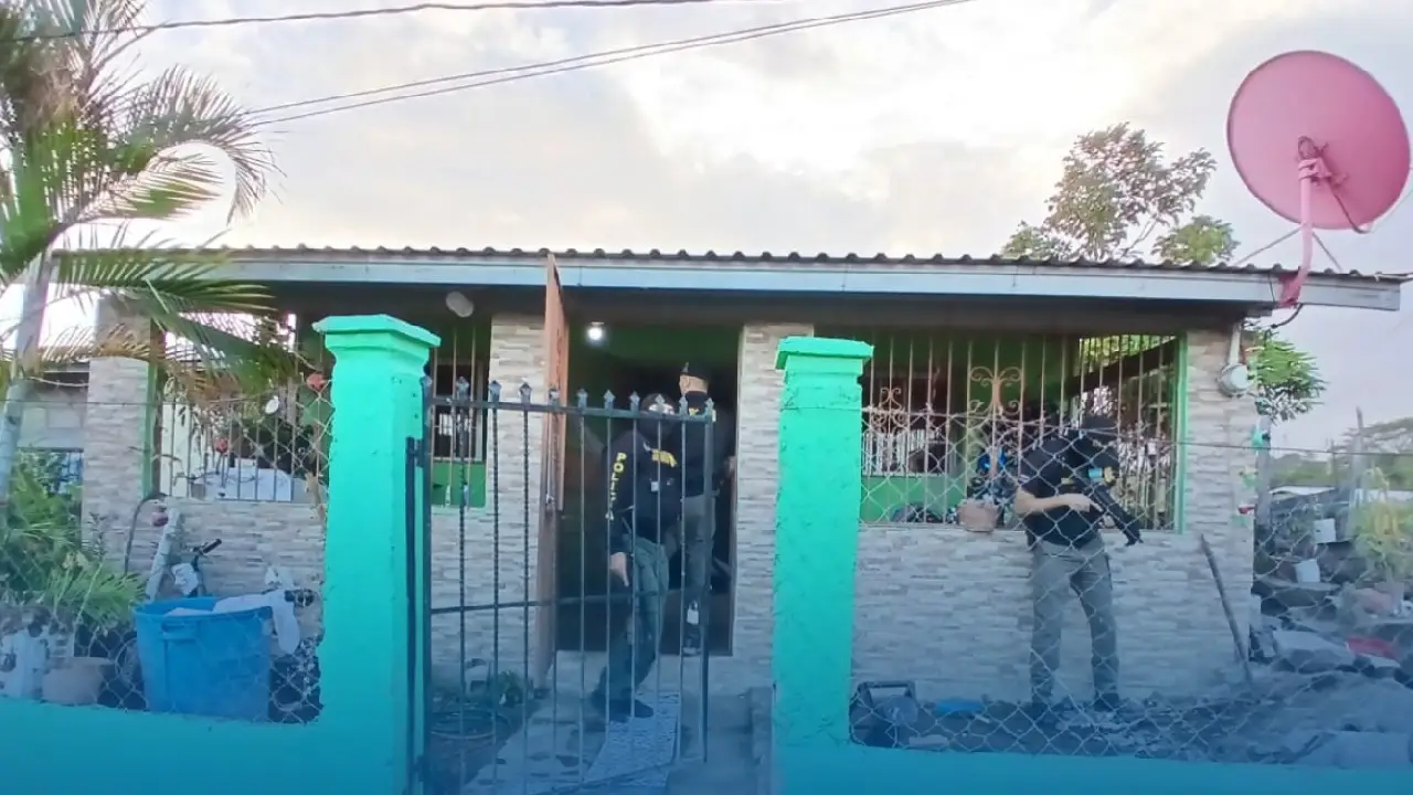 Capturan a profesora ligada a banda de drogas que opera en San Marcos de Colón Imagen de Capturan a profesora ligada a banda de drogas que opera en San Marcos de Colón