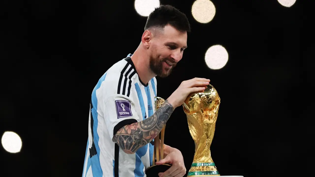 Messi y la selección argentina: una historia de ilusiones, fracasos y consagraciones Imagen de Messi y la selección argentina: una historia de ilusiones, fracasos y consagraciones