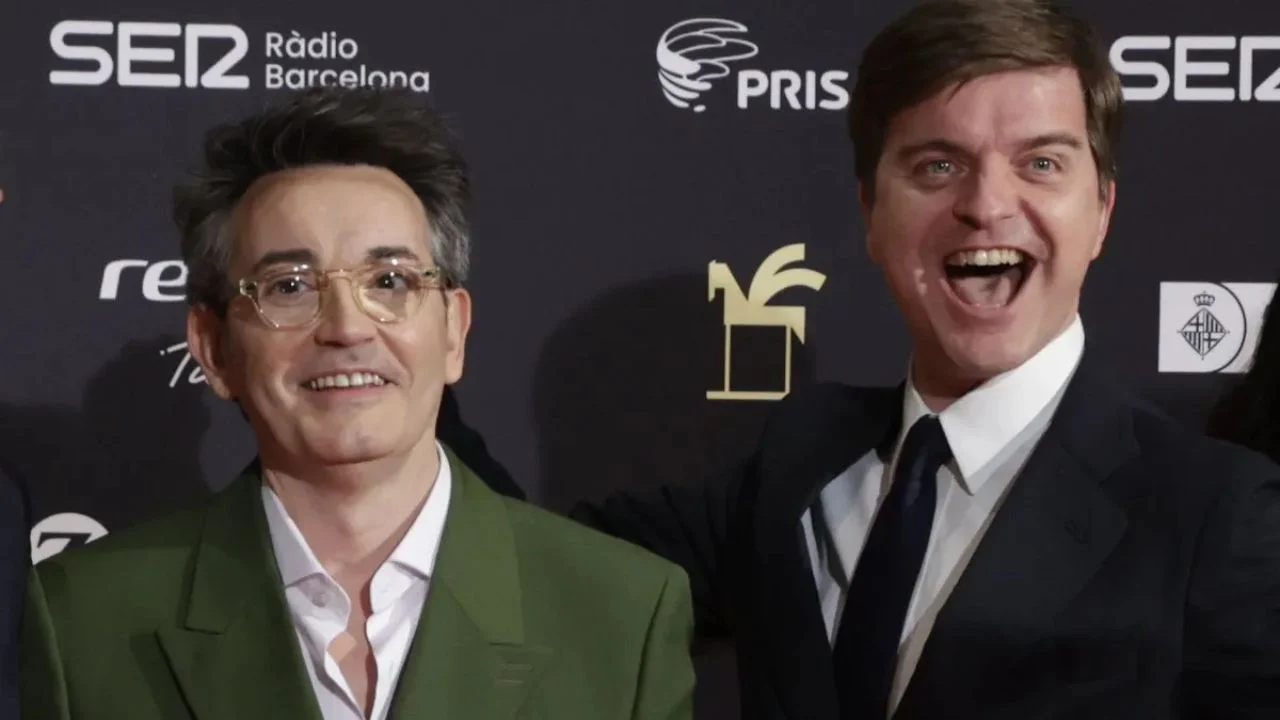 Pareja de Marc Giró: ¿Quién es Santi Villas, que dirige Late Xou? Imagen de Pareja de Marc Giró: ¿Quién es Santi Villas, que dirige Late Xou?