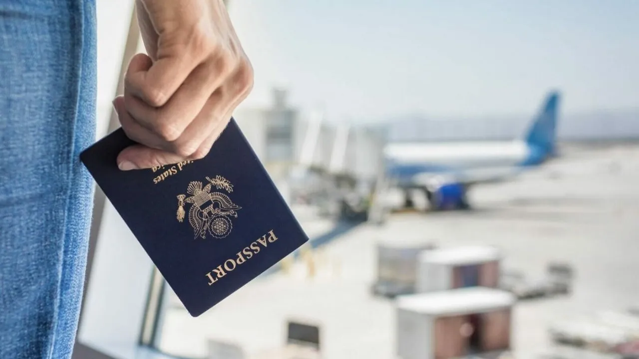 Este requisito en el pasaporte podría dejarlo fuera del avión en estos países Imagen de Este requisito en el pasaporte podría dejarlo fuera del avión en estos países