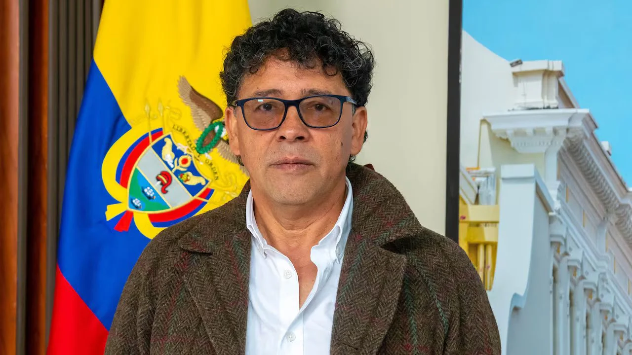 Quién es Javier Pava: Exfuncionario en tendencia tras freno a rescatistas Imagen de Quién es Javier Pava: Exfuncionario en tendencia tras freno a rescatistas