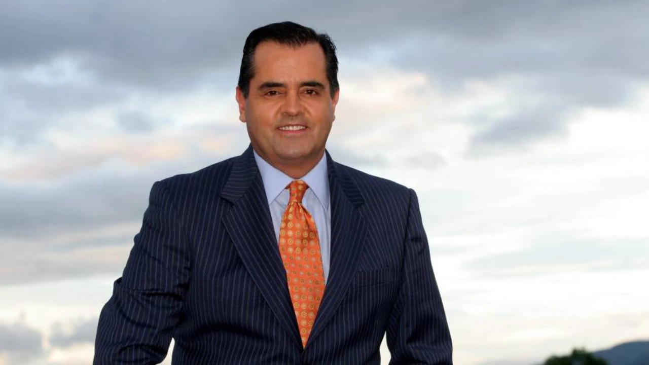 ¿Quién es Rafael Poveda? Edad, trayectoria y por qué es tendencia en Colombia Imagen de ¿Quién es Rafael Poveda? Edad, trayectoria y por qué es tendencia en Colombia