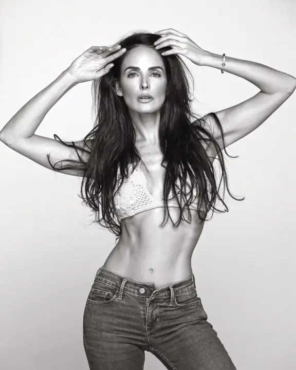 Ximena Herrera